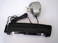 Dual-input UV lantern
